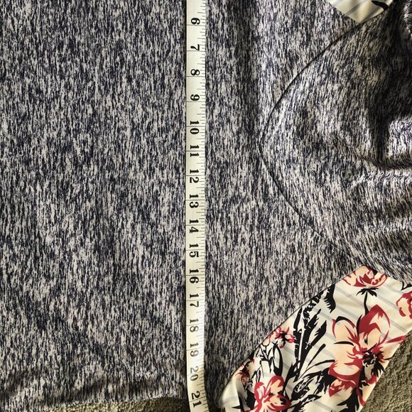Modlily Cowl neck top - Picture 6 of 9